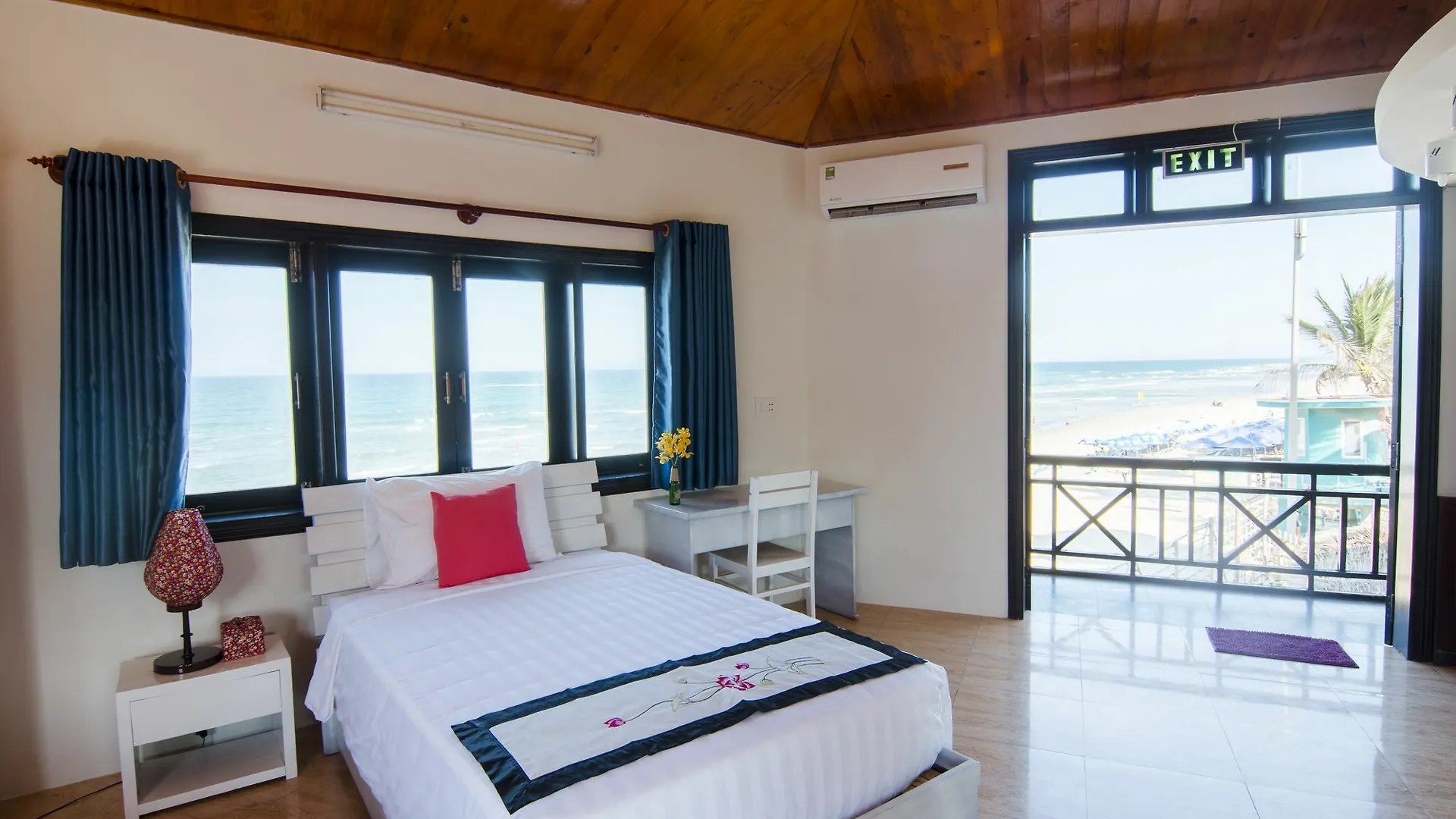 Danabeach Villas Da Nang 3*,