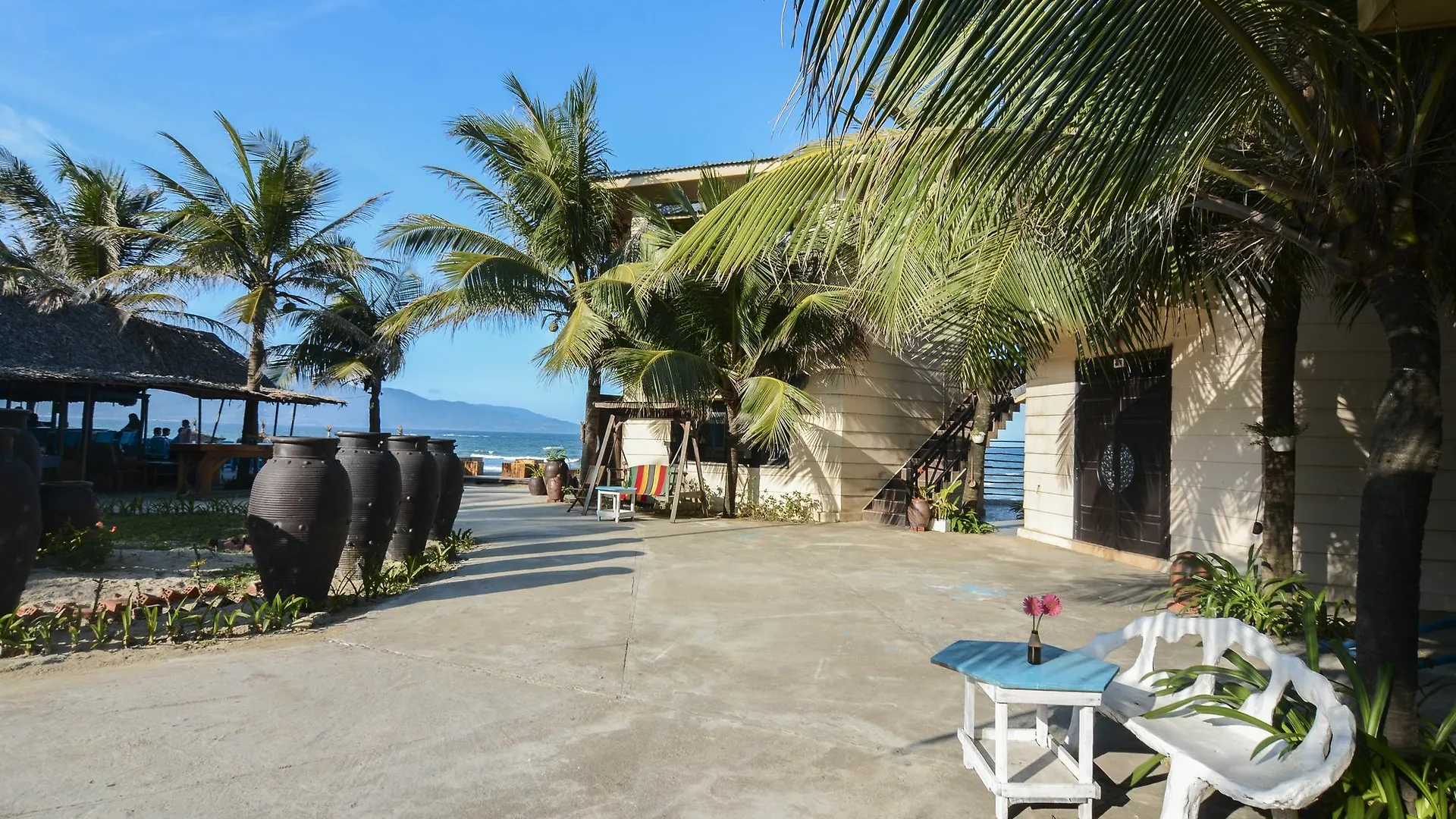 *** Feriested Danabeach Villas Da Nang Vietnam